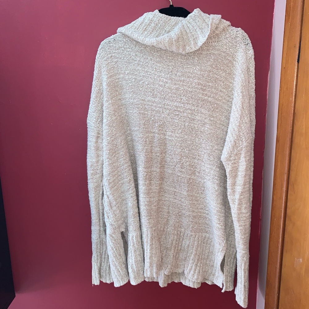 Sweater - Picture 3 of 3